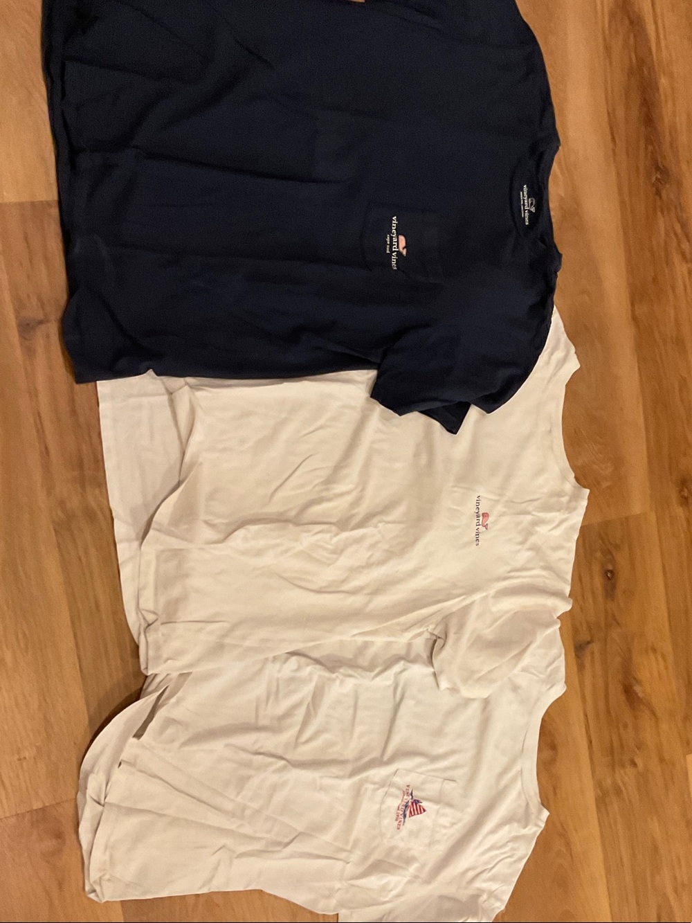 3 Vineyard Vines Mens Short-Sleeve Tees in Navy and White - Logo Crewneck Set
